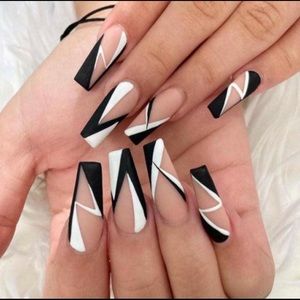 Pink white and black press on nails| medium coffin nails